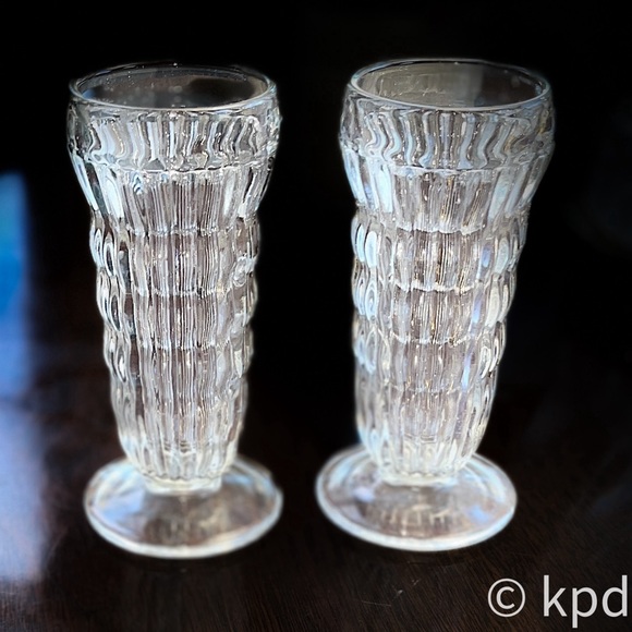 2  Vintage Jeannette Glass Co Juice Glasses JEG3 Pattern circa. 1930’s - Picture 3 of 9